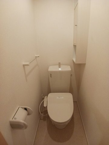 ウールーポルトのトイレ|コンパクトで使いやすいトイレです