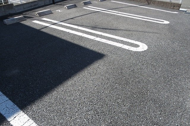グランデヒルⅥの駐車場|駐車場です