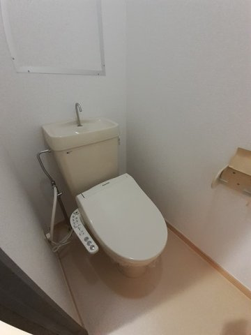 テルサ中居Ｂのトイレ|シンプルで使いやすいトイレです
