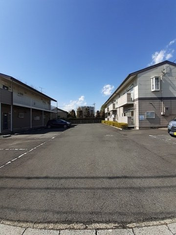 テルサ中居Ｂの駐車場|駐車場完備です