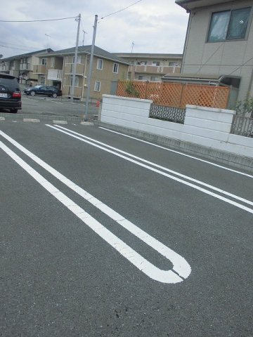 グレイス・コッティの駐車場|駐車スペースもあります