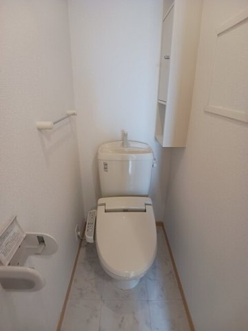 サンカルムのトイレ|落ち着いたトイレです