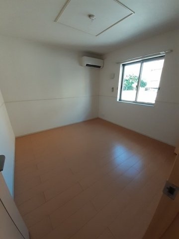 ノースヴィレッジⅣ　Ａの内装|明るい室内です
