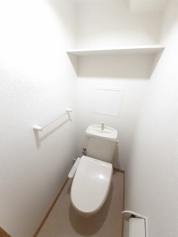 サンフィールドのトイレ|清潔感のあるトイレです