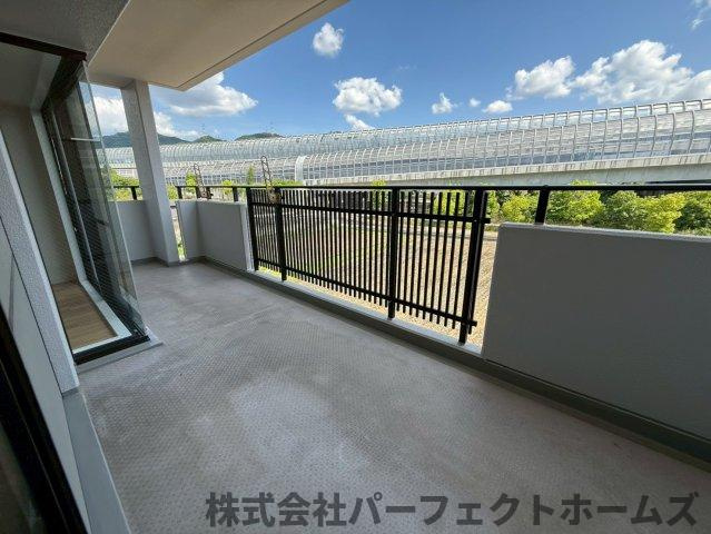 日興交野スカイマンションのバルコニー|バルコニーがあります
