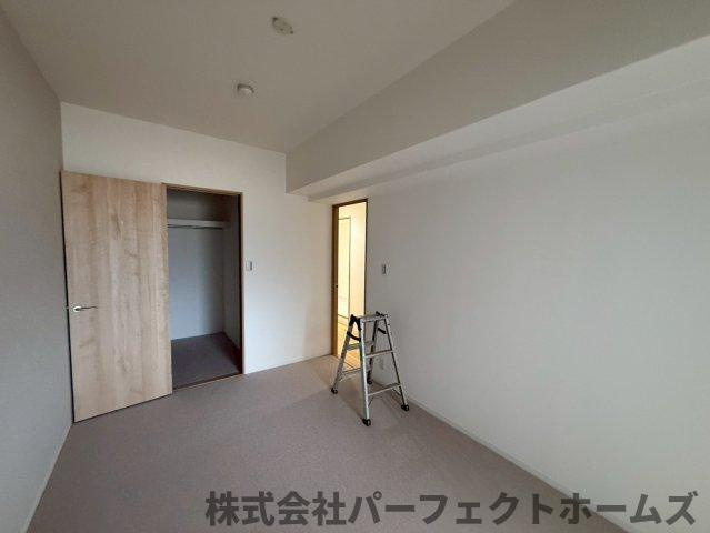 日興交野スカイマンションの洋室|きれいな洋室です