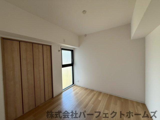 日興交野スカイマンションの洋室|コンパクトで使いやすい洋室です