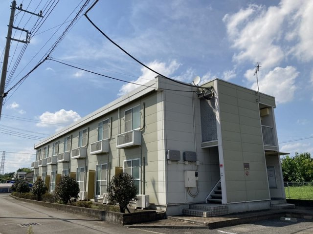 レオパレスロイヤルの外観|外観は落ち着いています