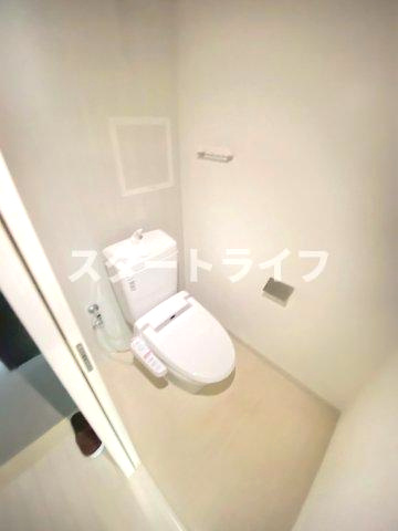 大阪市東淀川区東中島５丁目の賃貸マンションのトイレ