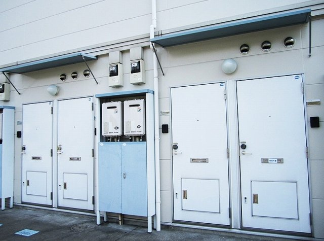 レオパレス三丁田の玄関|玄関です