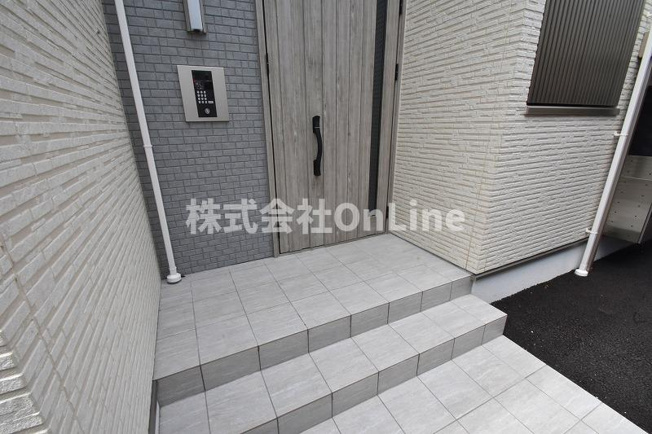 【エントランス】