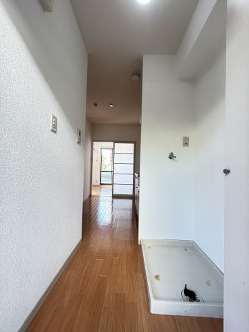 ポミエ六甲の玄関