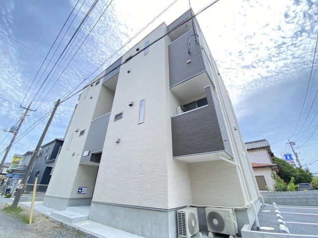 CB北本グランツのエントランス