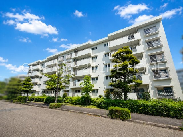 【外観】 | あざみ野住宅3-1-8号棟 | 外観です