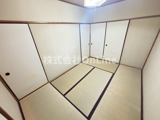 【寝室】