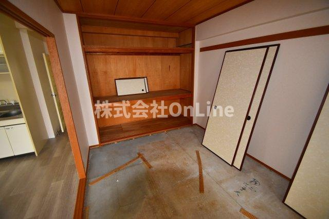 東大阪市友井５丁目の賃貸マンションの内装