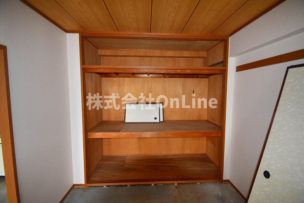 東大阪市友井５丁目の賃貸マンションの収納