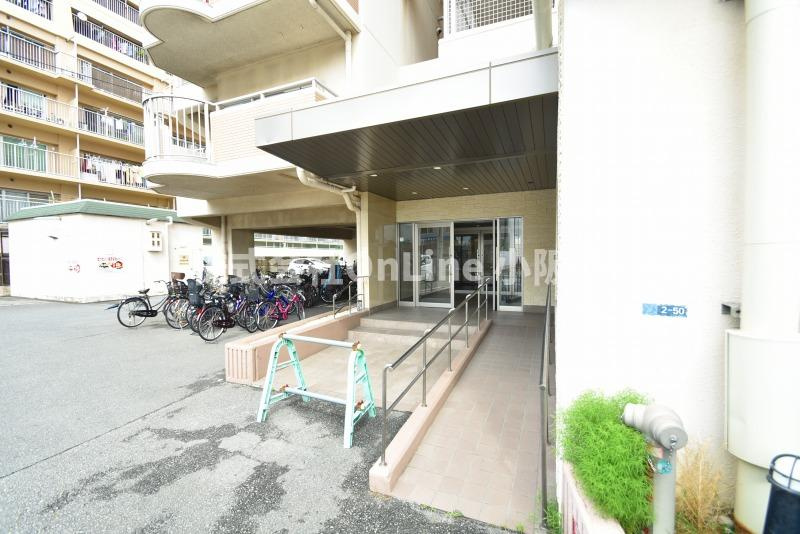 東大阪市友井５丁目の賃貸マンションのロビー