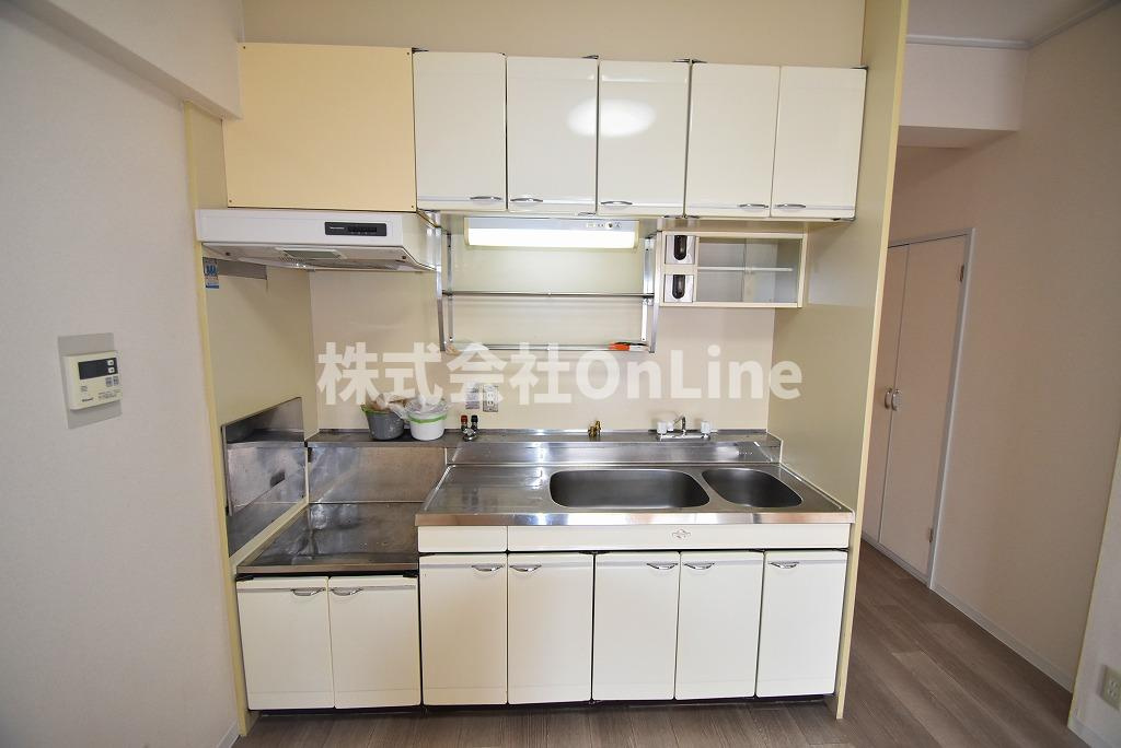 東大阪市友井５丁目の賃貸マンションのキッチン
