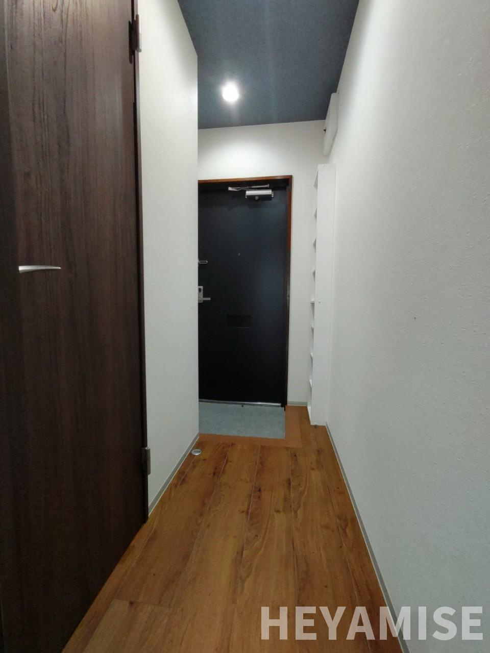 ホークヒルズ東山手の玄関