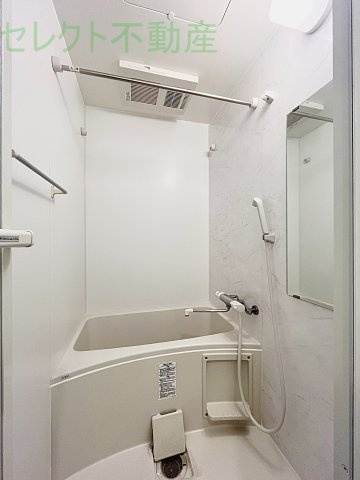 S-RESIDENCE金山Westの浴室