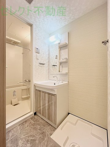 S-RESIDENCE金山Westの洗面所