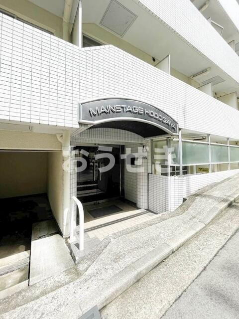 メインステージ保土ヶ谷のエントランス