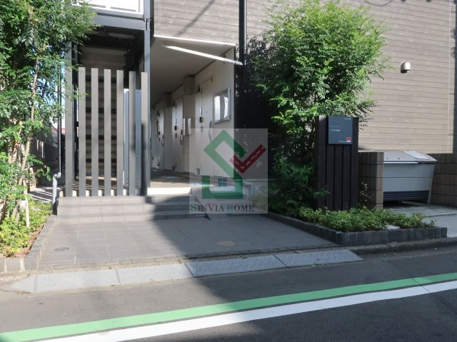 リブリ所沢旭町のエントランス