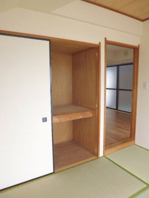 リーベオリサカの収納