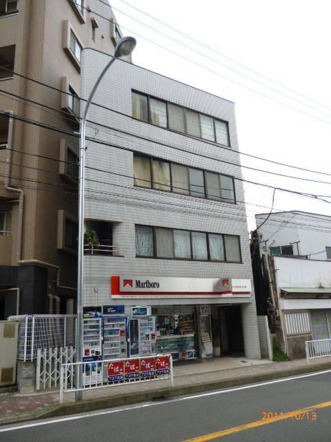 リーベオリサカ