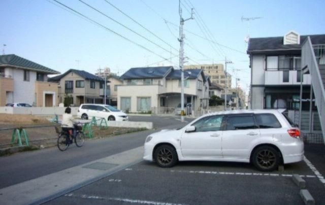シューグランドールの駐車場