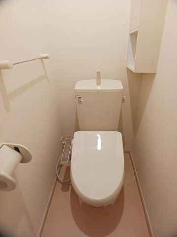 グランド・ソレイユのトイレ|コンパクトで使いやすいトイレです