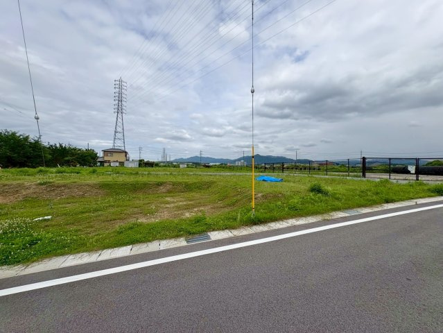 栗東市岡13号地　建築条件無し売土地の外観