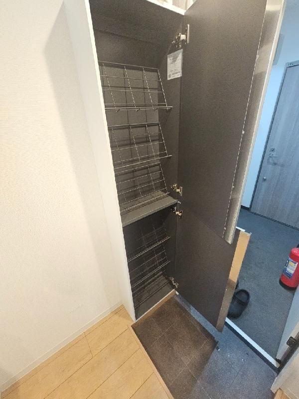 クロワッサン西小岩(クロワッサンニシコイワ)の玄関