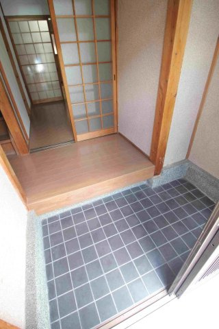 【玄関】 | 山科区小野御所ノ内町　中古戸建