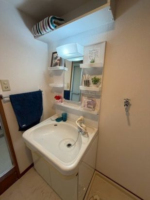 ルミエール合川の独立洗面台