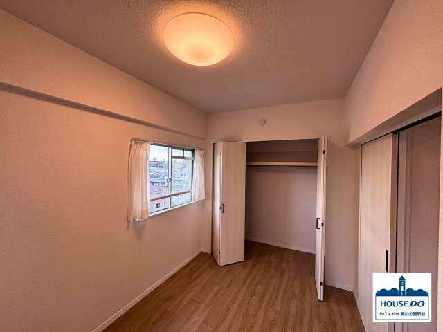 駅近！南西角住戸！R8,3月リフォーム済！グリーンコーポ瑞穂の洋室|全居室収納&他収納スペースありでお部屋が片付きます。