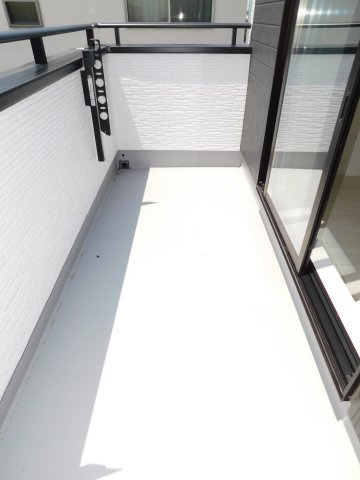 北名古屋市六ツ師宮西の新築一戸建のバルコニー|◇バルコニー◇　　南面で陽当り良好なワイドバルコニー♪