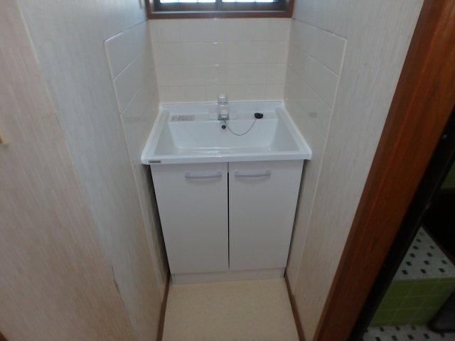 S1772H　立野中古住宅の独立洗面台