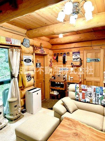 ６７０４４　高山市荘川町六厩別荘の内装