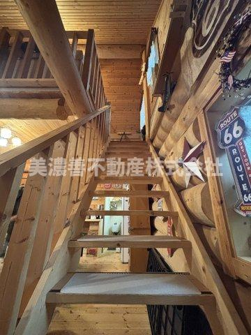 ６７０４４　高山市荘川町六厩別荘の内装