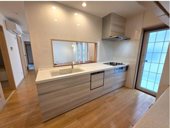 鶴ヶ島市脚折中古戸建のキッチン