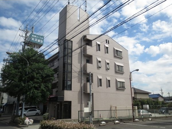 ラフォーレ南陽の外観