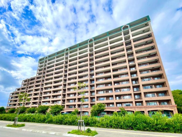 平岡フォレストタウンファミールハイツ2番館の画像