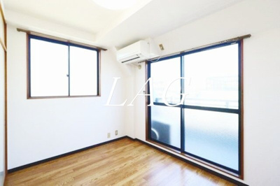 【居間・リビング】 | ＣＢハウス | 洋室のお部屋です。