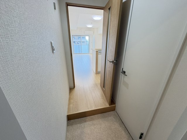 T-ONEビルの玄関