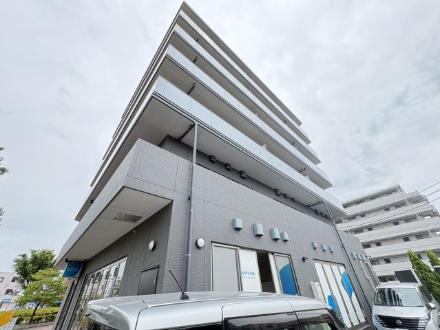 T-ONEビルの外観