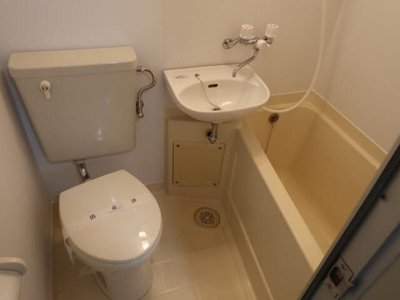 【トイレ】 | ニューハウス志木 | シンプルで使いやすいトイレです