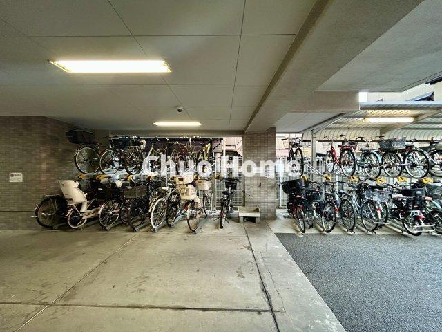 サンクレイドル新小岩親水公園の駐輪場|【自転車置き場】最新の空き状況や費用などの詳細は担当スタッフまでお問い合わせください。