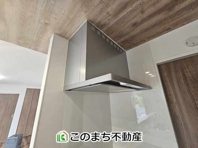 ワイウッドコート下都賀郡壬生町安塚第3期のキッチン|お料理の匂いもスッキリ♪シンプルデザインで掃除も簡単‼